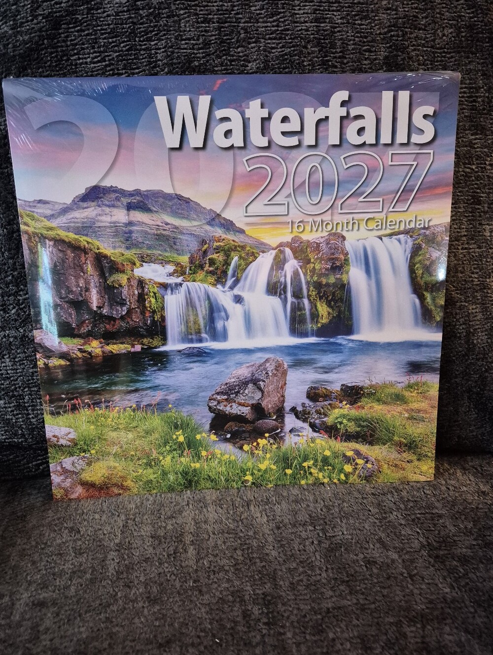 2027 Waterfalls Calendar